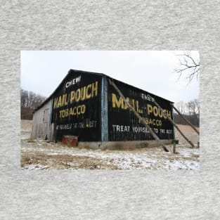 Mail Pouch Barn - West Virginia, USA T-Shirt